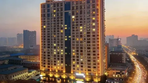 Dongfang Jinchen Hotel in Daqing
