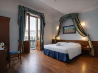 هوتل بالاتسو فيكيو Hotels near قصر فيتشيو