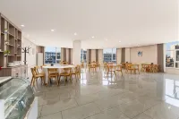 Huanghe Hotel