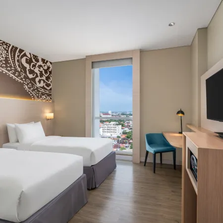 Mercure Solo