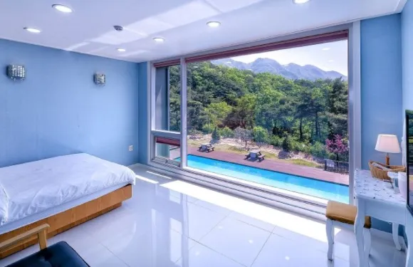 堤川黃金週旅館