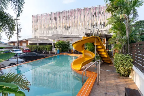 ザナドゥー ホテル