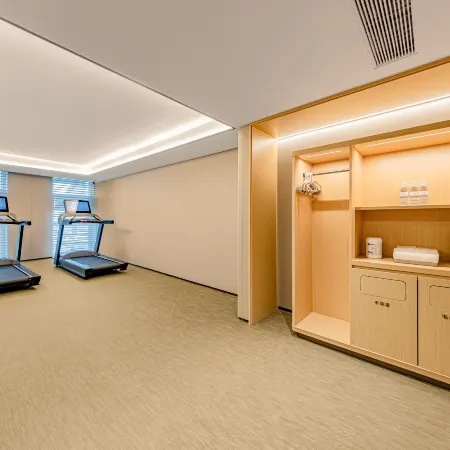 Ji Hotel （Guiyang Jiaxiu Tower）