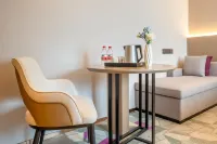 Lavande Hotel (Guiyang Huaguoyuan Songhua Subway Station) Hotels in Guiyang