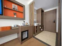 Bolton Hotel Hotels in Zhaotong