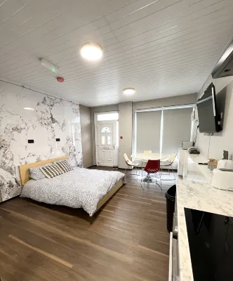 OYO Welsh Holiday Accommodation - Modern Stay Hotel di 