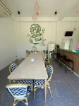 British hill resort& cafe - New