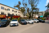 半隱飯店(安順古城歷史文化街區顧府街店) - 廚房