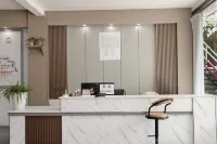 Batang Xige Hotel
