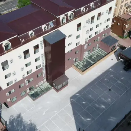 Ji Hotel (Heihe Central Commercial Pedestrian Street Branch)