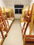 Hello Youth Hostel (Hefei Railway Station Metro Station Branch) - Hostels
