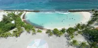 10 Minutes from Airport | Modern Comfy Room - Beach