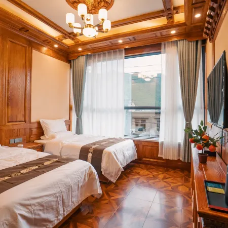 Xiahe Baizong Yueke Homestay