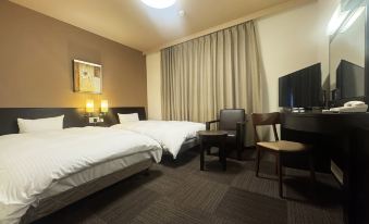 Hotel Route-Inn Yatsushiro - Housity