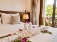 Verona Lanta Resort Hotels near Sanggaou Beach