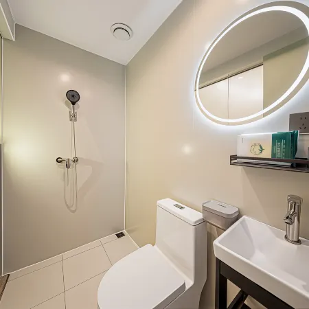 CH Hotel (Chongqing Jiangbei Airport Branch, Shuanglong Metro Station)