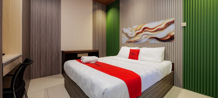 RedDoorz near Exit Toll Bogor Hotel di Bogor