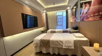 Feng Huang Mingdu Hotel (Feng Huang Ancient Town, Nan Hua Li Tourist Centre Branch) - spa