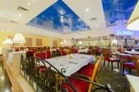 Korston Royal Kazan - ที่มีที่จอดรถ