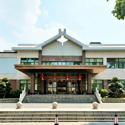 Pearl-spring Hotel Hoteles cerca de Manantial del Tigre Negro