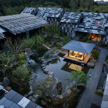 LOSTVILLA(Xian'ning Ziyouji)
