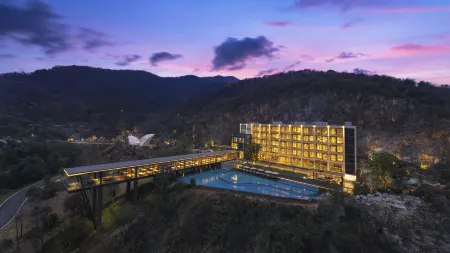 The Cloud Valley Отели рядом с достопримечательностью «Yao Hu Town»