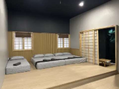 篳路青疊波彭kor旅館