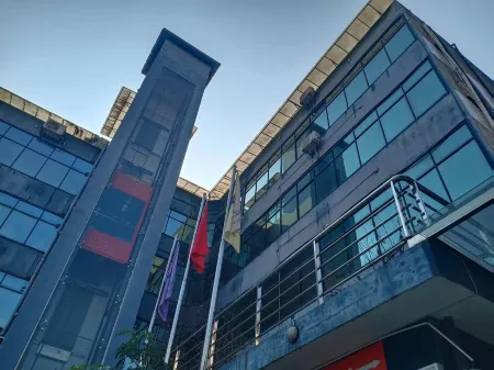 Colorful Times Hotel Отели в г. Суйчуань