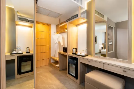 Clarian Hotel Beach Patong
