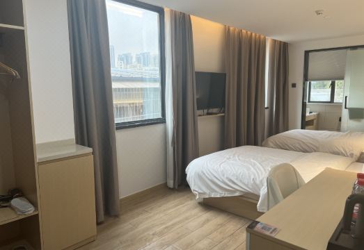 Fangge HotelOver view