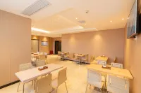 City Convenience Hotel (Yingcheng Railway Station Shanghe Square)