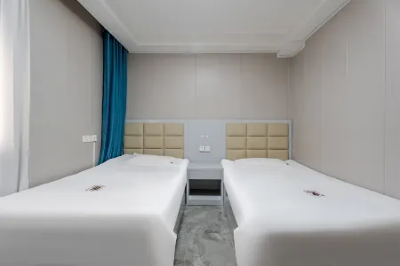 Super 8 Hotel (Pedestrian Street Traditional Chinese Medicine Hospital Branch)