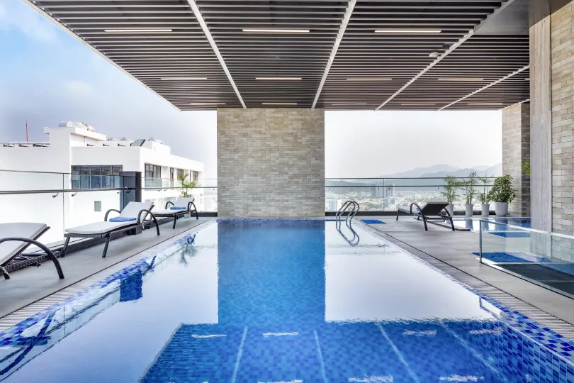 Khách Sạn & Spa Emerald Bay Nha Trang