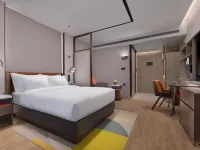 Home2 Suites by Hilton Wuhan High-speed Railway Station Qingshan Hotels near Beach Park