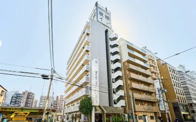 Toyoko Inn Shin-Osaka Chuo-Guchi Honkan فنادق في أوساكا