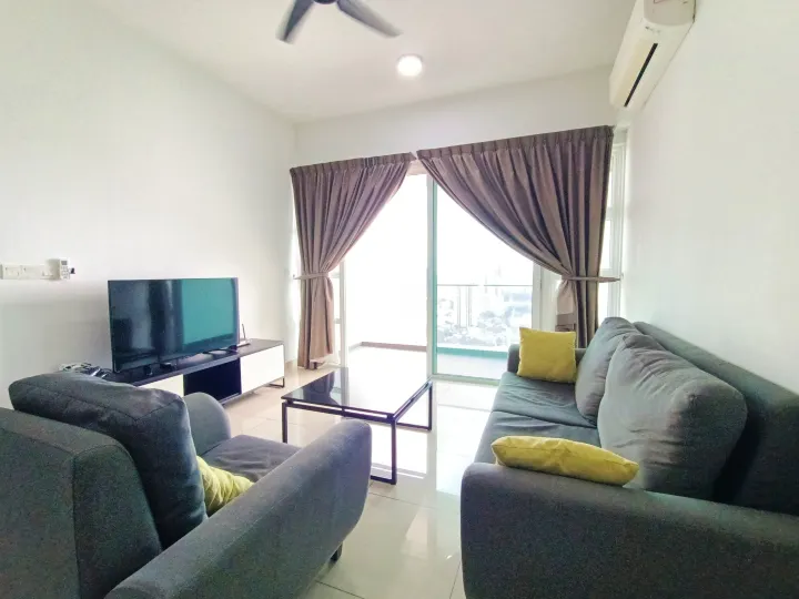Johor Bahru Town Pinnacle Tower 3 Bed 2 Bath