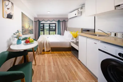 Qingfeng Yisu (Florence Town Store) Hotels in Florence town area