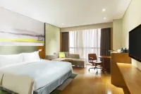 Holiday Inn Suites Tianjin Downtown