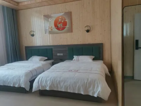 Hefeng Liangqi Mountain Homestay
