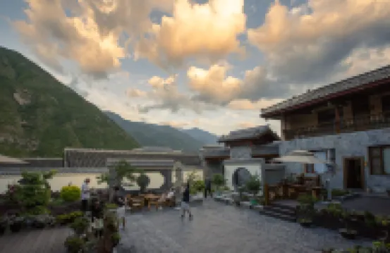 九寨人家·李家大院（阿壩藏族羌族自治州九寨溝店）