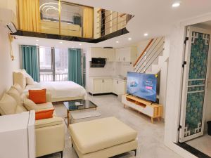 Yifan Apartment