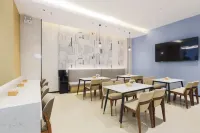 City Shengjie Hotel (Zigong North Station Lantern Park)