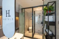 H Hotel (Linfen Houma Xintian Square)