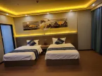 Litang Renkangfo Hotel