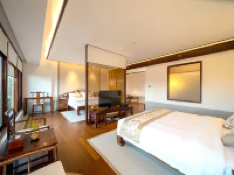 Yunfu Xinxing Chanquan Resort Hotel Hoteles en Condado de Xinxing