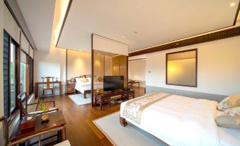 Yunfu Xinxing Chanquan Resort Hotel