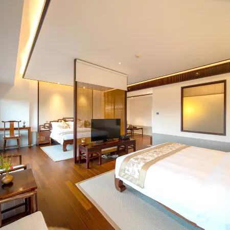 Yunfu Xinxing Chanquan Resort Hotel Hotels in Xinxing