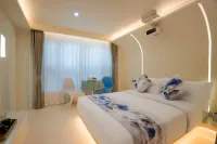 Qingou Xiaozhu Inn (Dianchi Haigeng Dam Branch) Hotel in zona Nie'er Tomb