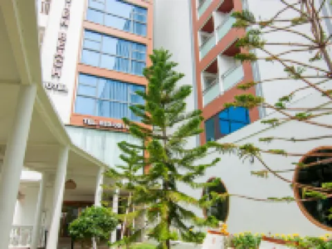 โรงแรมโกลเด้น จอมเทียน บีช โรงแรมใกล้หาดจอมเทียน