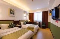 華季飯店（永安動車南站店） 蝴蝶山公園附近的飯店